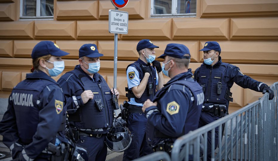 Fotografija: Fotografija je simbolična. FOTO: Jože Suhadolnik, Delo
