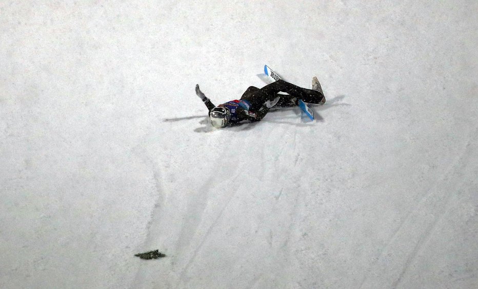 Fotografija: Lovro Kos je s padcem zapravil visoko uvrstitev. FOTO: Lisi Niesner/Reuters
