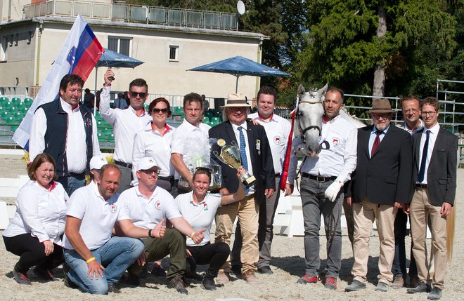 Slovenska delegacija na šampionatu. FOTO: Dalibor Gregor
