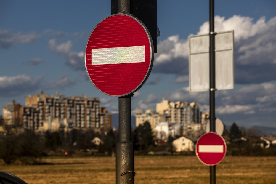 Fotografija: Fotografija je simbolična. FOTO: Vogel Voranc, Delo
