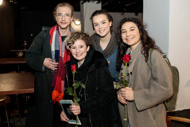 Leon Kokošar, Ronja Martina Usenik, Rosa Romih in Katka Slosar so igralska imena, ki si jih splača zapomniti.
