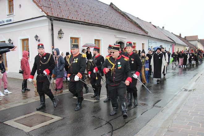 Prforcenhausa ni brez purgergarde in nekaterih likov, na primer očeta šelme, mestnih dam, kanonika, praporščaka, mestnega sodnika, guvernerja banke in drugih.
