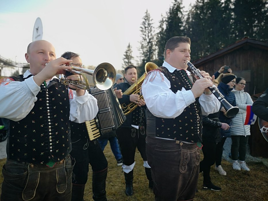 Fotografija: Slovenski zvoki so igrali v Hramšah, pri Timiju Zajcu.
