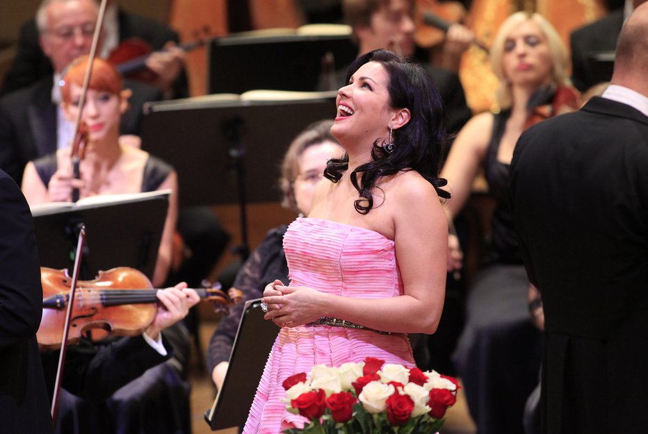 Fotografija: Ana Netrebko je sodelovala tudi s slovenskimi filharmoniki. FOTO: Leon Vidic, Delo
