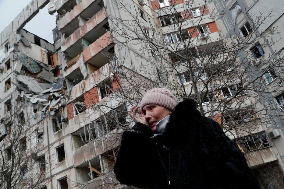 Fotografija: Uničenje v Mariupolu. FOTO: Alexander Ermochenko, Reuters
