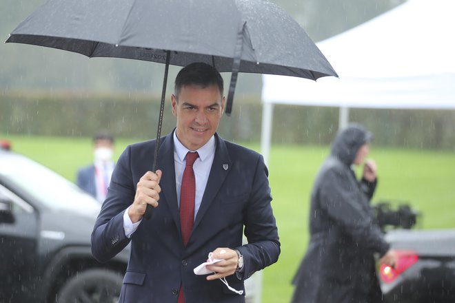 Pedro Sánchez na Brdu pri Kranju. FOTO: Jože Suhadolnik/Delo
