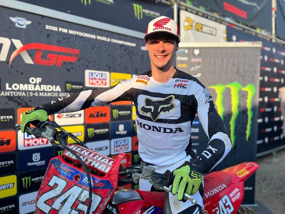 Fotografija: Tim Gajser jima je rad priskočil na pomoč. FOTO: Instagram
