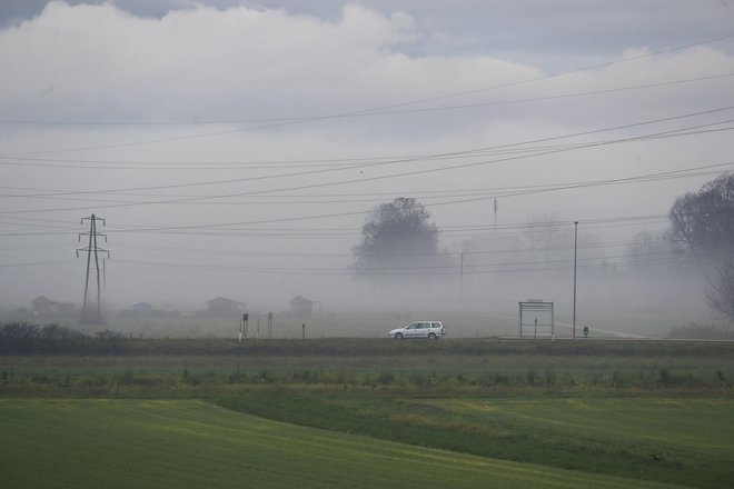 Vreme zelo vpliva na proizvodnjo obnovljivih virov energije. FOTO: Leon Vidic/Delo