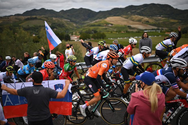 Največ je slovenskih navijačev. FOTO: Marco Bertorello/AFP