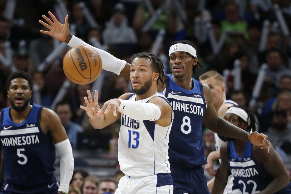 Fotografija: Jalen Brunson se je izkazal z 11 podajami in 18 točkami. FOTO: Bruce Kluckhohn/USA Today Sports
