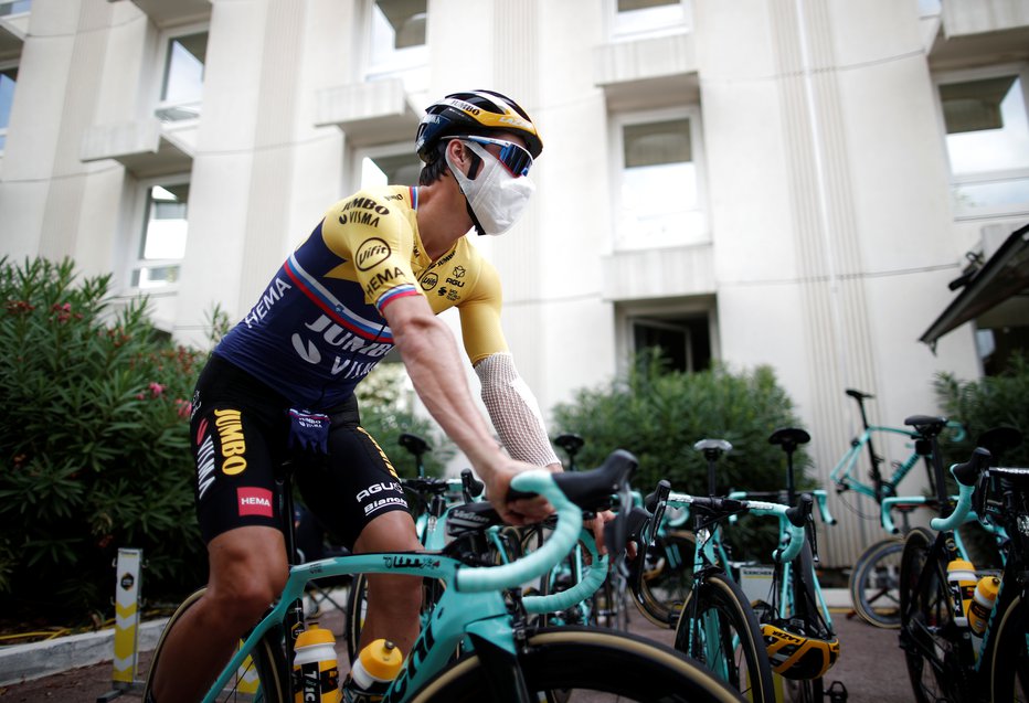 Fotografija: Primož Roglič kot prvi favorit začenja 107. Tour de France. FOTO:  Benoit Tessier/Reuters