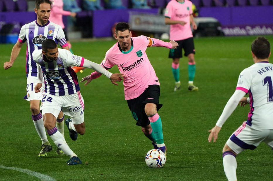 Fotografija: Lionel Messi je postal nogometaš z največ zadetki za en klub. FOTO: Cesar Manso/AFP