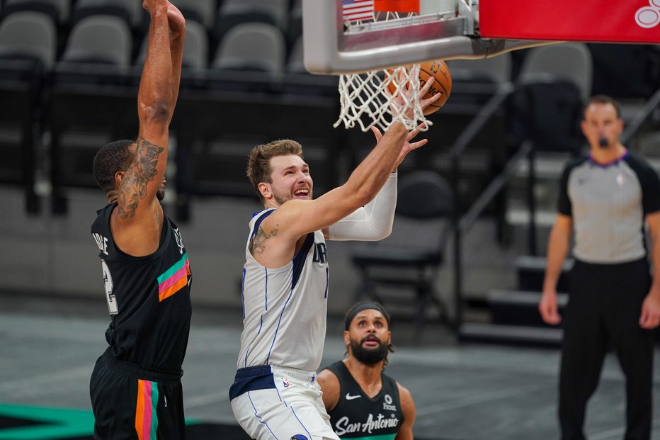 Fotografija: Luka Dončić je imel še en izjemen večer v NBA. FOTO: Daniel Dunn/Usa Today Sports