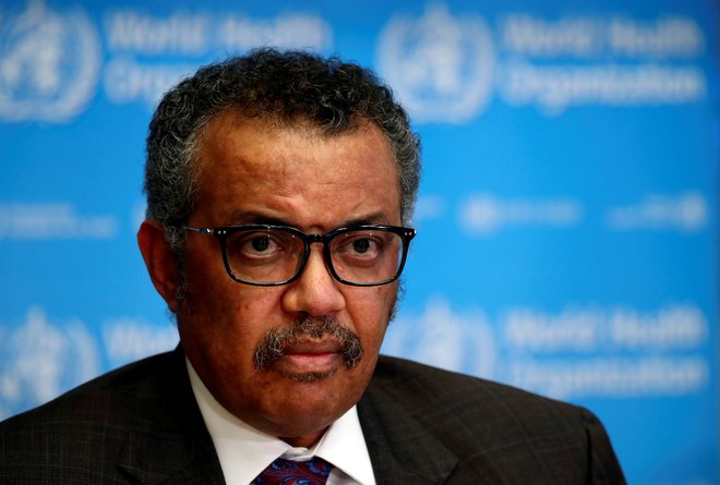 Direktor Svetovne zdravstvene organizacije Tedros Adhanom Ghebreyesus opozarja na nepravično delitev cepiv. FOTO: Denis Balibouse/Reuters