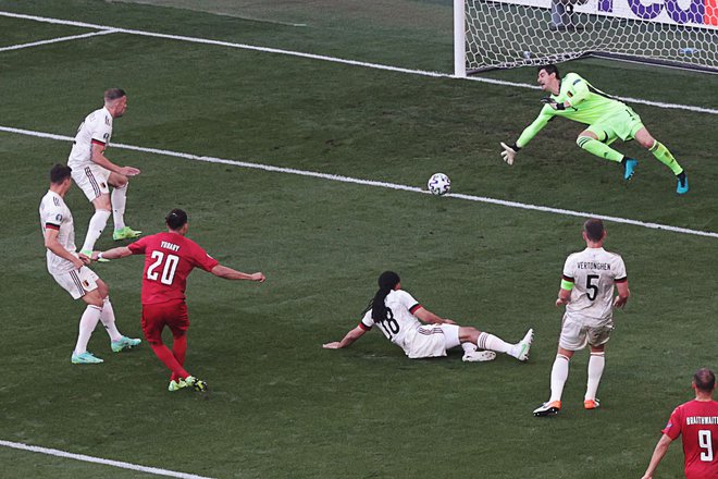 Yussuf Poulsen je zadel po 99 sekundah. FOTO: Hannah Mckay/AFP