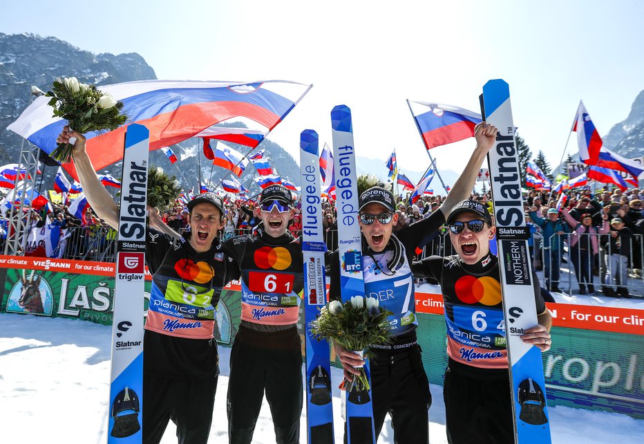 Fotografija: Peter Prevc, Žiga Jelar, Timi Zajc in Anže Lanišek. FOTO: Matej Druznik
