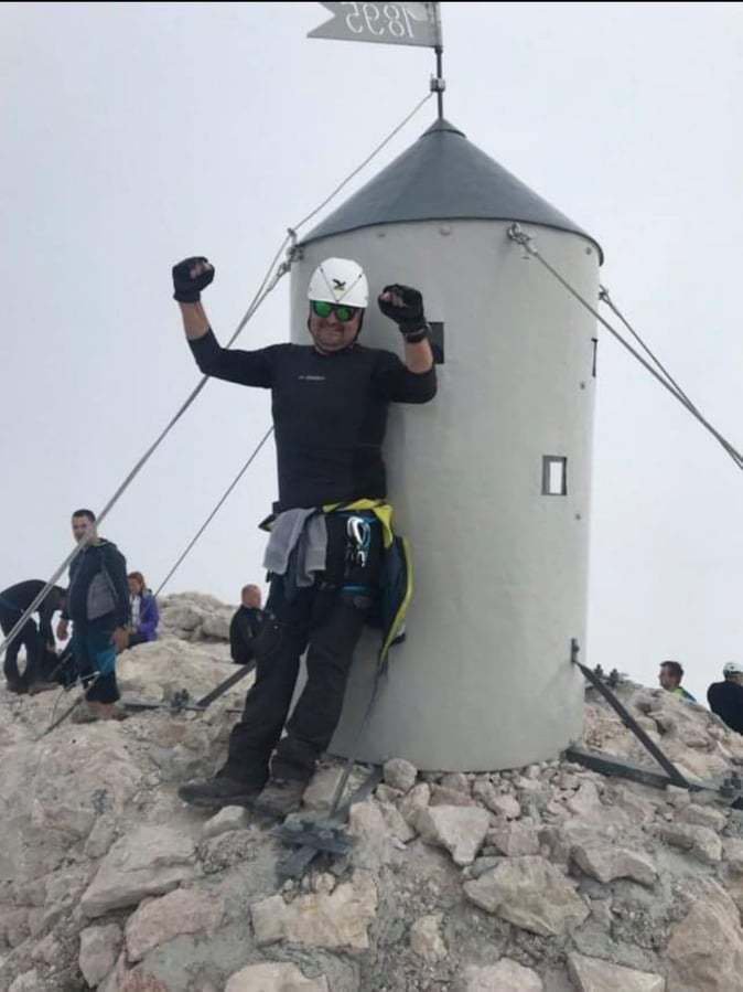 Fotografija: Na Triglavu je spet dobil moč za življenje. FOTO: osebni arhiv
