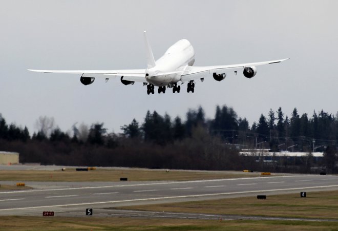 Boeingov 747 od jeseni ne bodo več zdelovali. FOTO: Anthony Bolante/Reuters
