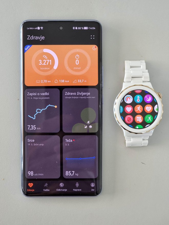 Brez aplikacije huawei zdravje pač ne gre. FOTO: Staš Ivanc
