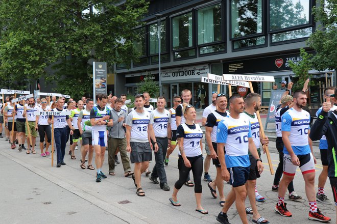 Na tekmovanju so se znova pomerili najbolj pripravljeni slovenski uniformiranci.
