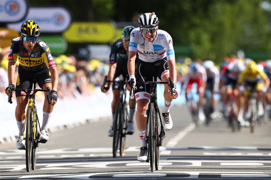 Fotografija: Primož Roglič (levo) in Tadej Pogačar se bosta na Milano–Sanremo prvič letos srečala na štartu. FOTO: Michael Steele/AFP
