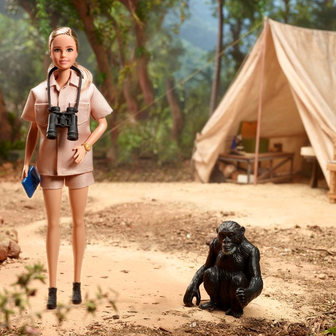 Barbiko so odeli v njeno podobo. FOTOGRAFIJI: Jane Goodall Institute/Reuters
