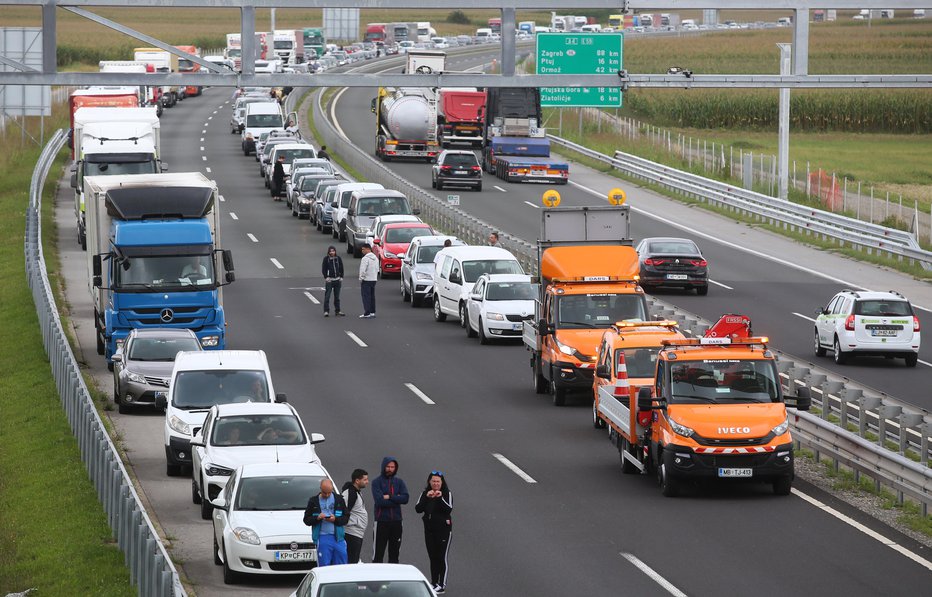 Fotografija: Simbolična fotografija. FOTO: Tadej Regent, Delo
