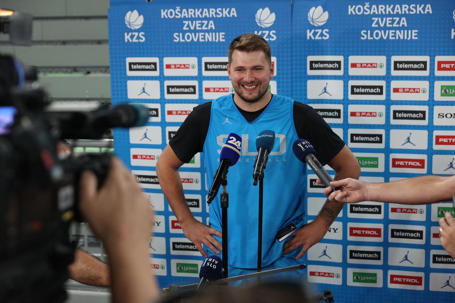 Fotografija: Luka Dončič na treningu košarkarske reprezentance. FOTO: Črt Piksi
