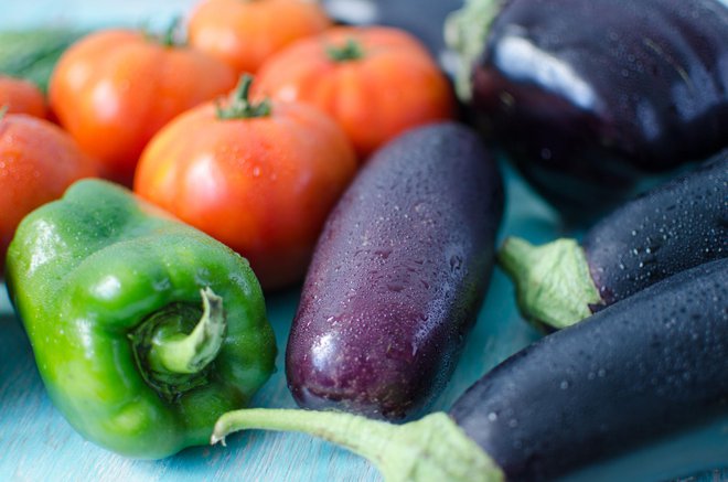 Paradižnik, paprika in jajčevci so dobra osnova. FOTO: Dmitriy83, Getty Images
