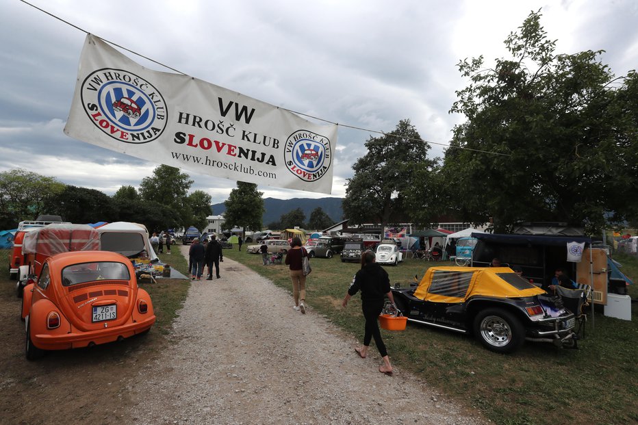 Fotografija: Na že 29. srečanju Volkswagnovih starodobnikov se je zvrstilo 165 vozil. FOTOGRAFIJE: Dejan Javornik
