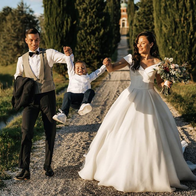 Ljubezensko pravljico sta lani zapečatila s poroko v prekrasni Vili Vipolže. FOTO: LOVRO R. WEDDINGS
