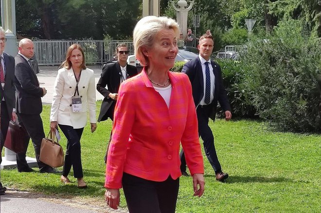 Ursula von der Leyen na Bledu. FOTO: Uroš Esih, Delo
