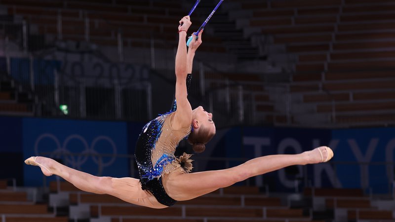 Fotografija: Jekaterina Vedenejeva med nastopom na olimpijskih igrah v Tokiu. FOTO: Lindsey Wasson, Reuters
