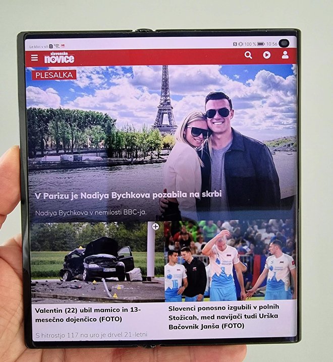 Huawei mate Xs 2 ponuja odlično veliko sliko, pregib se komajda opazi. FOTOGRAFIJi: Staš Ivanc
