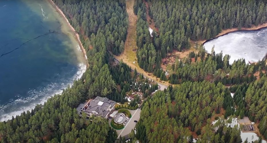 Fotografija: Posestvu ob Valdajskem jezeru. FOTO: Youtube, zaslonski posnetek
