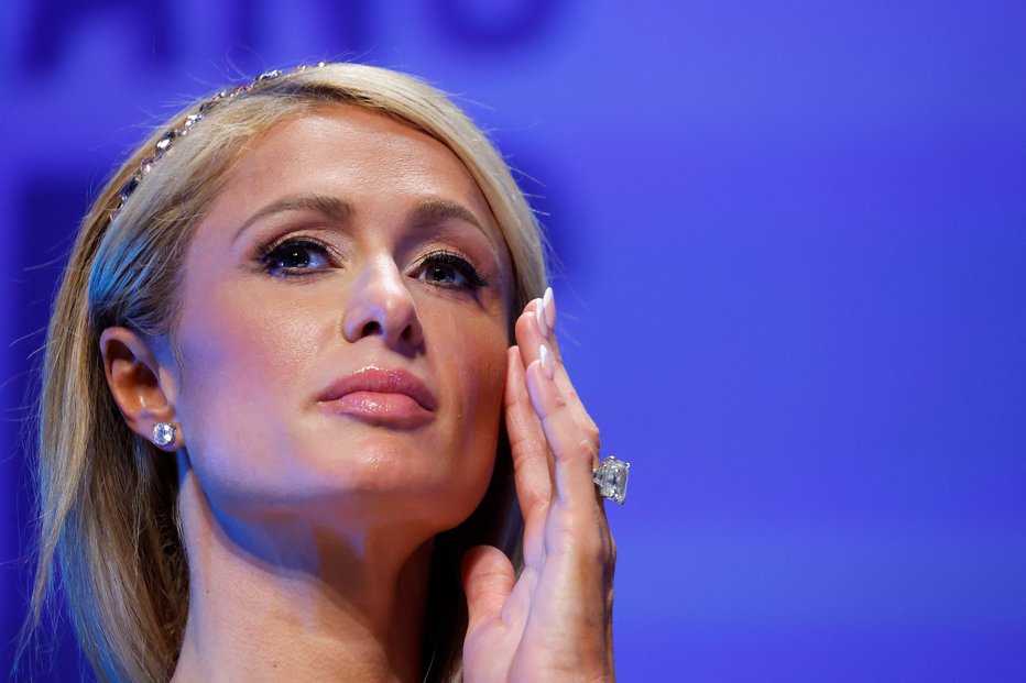 Fotografija: Paris Hilton je v groznih skrbeh, a ne obupa. FOTO: Eric Gaillard, Reuters
