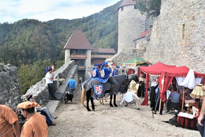 Žovneška konjenica KK Mustang Gomilsko je bila paša za oči. 
