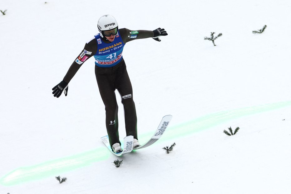 Fotografija: Peter Prevc je bil po daljšem času spet zadovoljen s svojim skokom. FOTO: Lisi Niesner/Reuters
