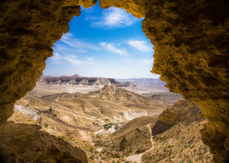 Fotografija: V izraelski puščavi Negev so naleteli na bogato najdbo. (Fotografiji sta simbolični.) FOTO: Ooriya Ron/Getty Images
