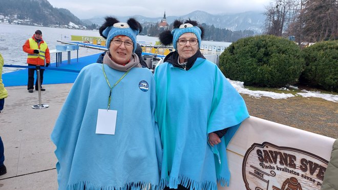 Zimski navijačici in plavalki iz Finske Riitta Korsimo Suominen in Merja Louhivuori FOTO: Špela Ankele
