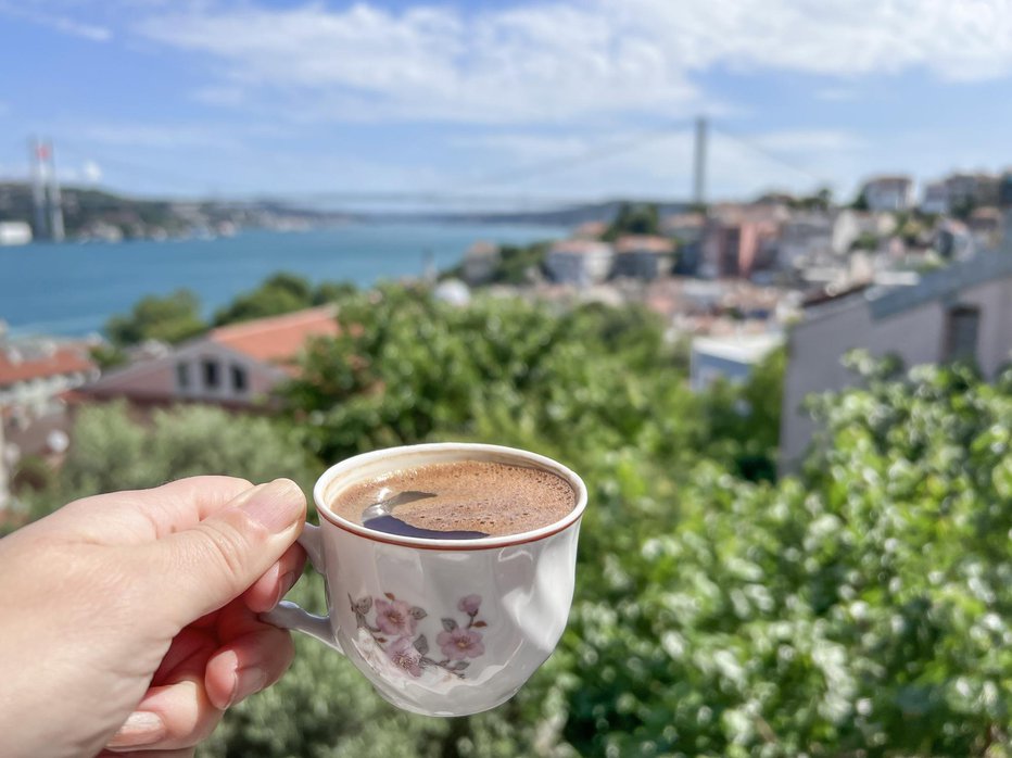 Fotografija: Za dobro kavo je treba upoštevati predvsem eno pravilo. FOTO: bbbrrn, Getty Images
