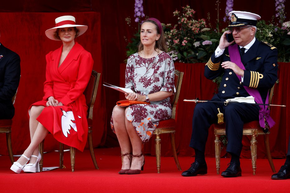 Fotografija: Zadnja leta se je Delphine kraljevim večkrat pridružila na uradnih in drugih dogodkih. FOTO: Yves Herman/Reuters
