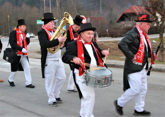 Orkester Bojsega vedno na čelu!
