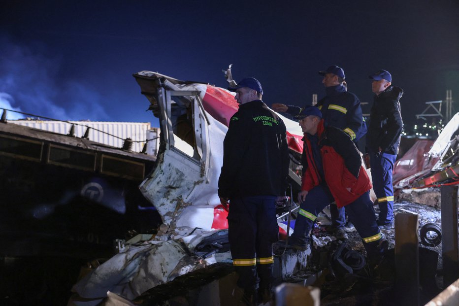 Fotografija: Nesreča v Grčiji. FOTO: Alexandros Avramidis/Reuters
