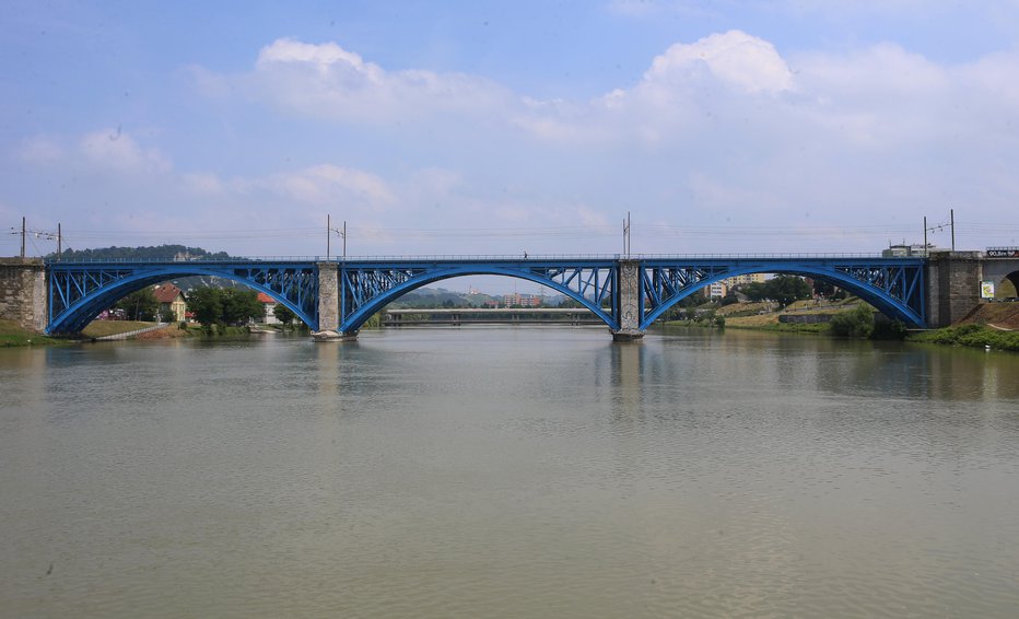 Fotografija: Fotografija je simbolična. FOTO: Tadej Regent/delo
