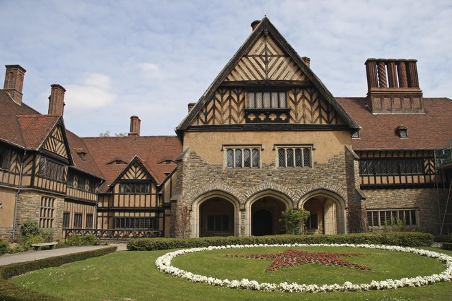 Palača Cecilienhof je bila zadnja, ki jo je dala postaviti rodbina Hohenzollern. FOTO: Typo-graphics/getty Images
