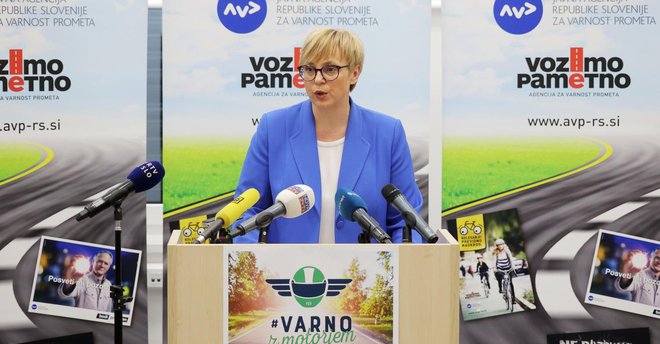 Predsednica Nataša Pirc Musar je vsem zaželela srečno pot. FOTO: Agencija Za Varnost Prometa
