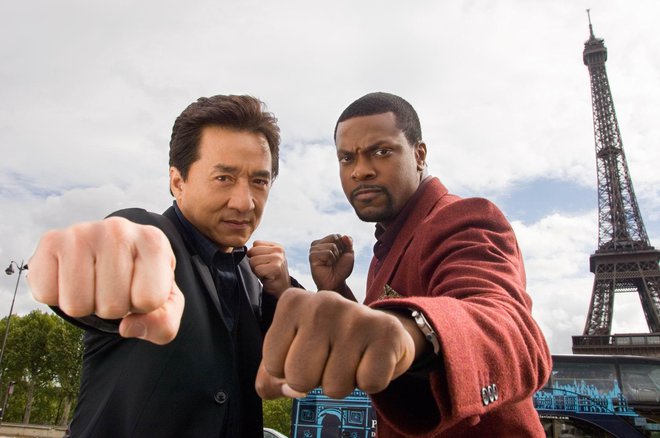 Chris Tucker in Jackie Chan v prizoru iz filma Rush Hour 3 (2007). 