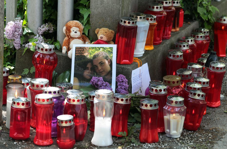 Fotografija: Mineva deset let od tragične nesreče, v kateri sta življenje izgubili študentki Mia in Klara. FOTO: Matej Družnik, Delo