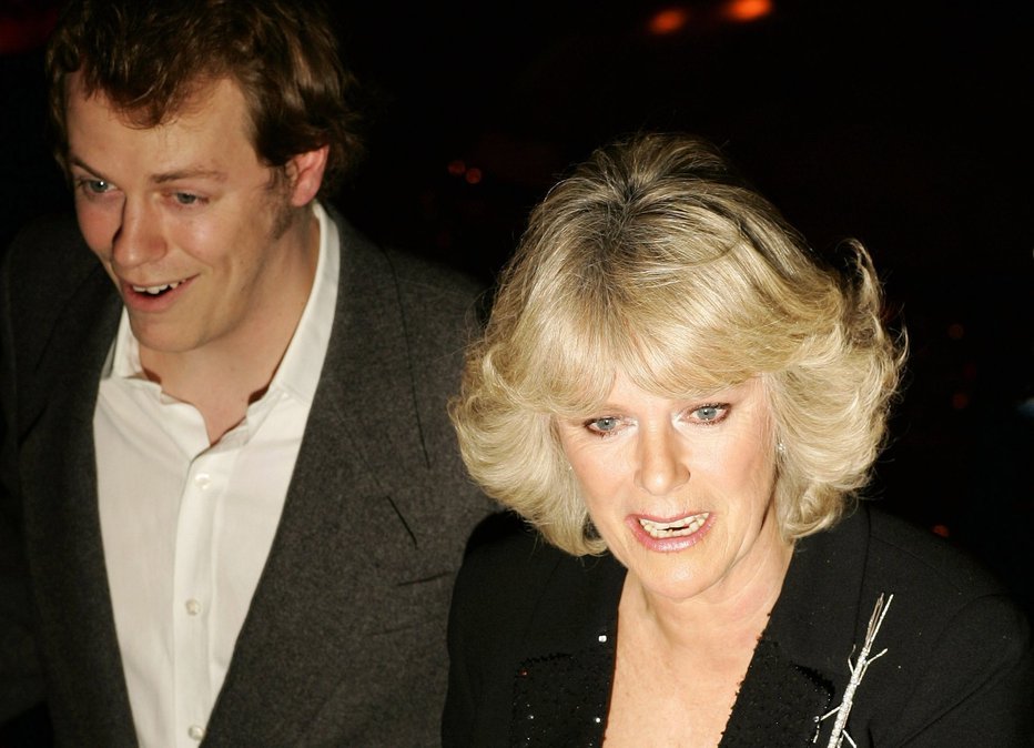 Fotografija: Camilla Parker-Bowles s sinom Tomom. FOTO: Kieran Doherty, Reuters